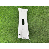 Обшивка стойки центральная