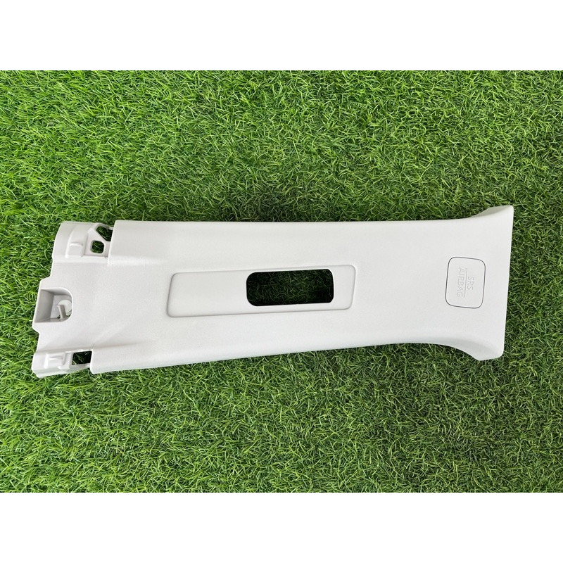 Обшивка стойки центральная (салон) Nissan Rogue T33 2023 1.5 KR15DDT 769146RR0A