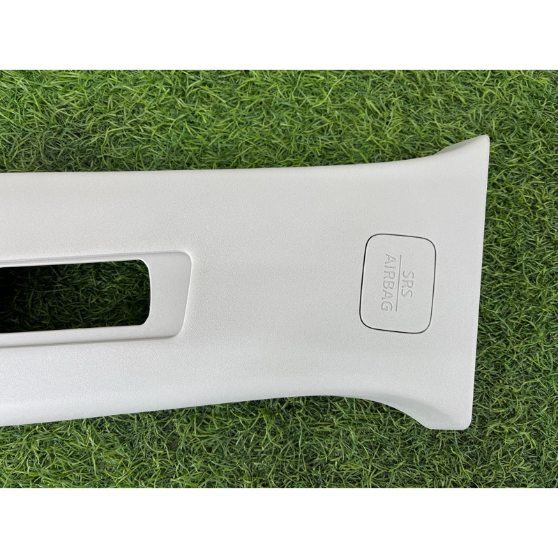 Обшивка стойки центральная (салон) Nissan Rogue T33 2023 1.5 KR15DDT 769146RR0A