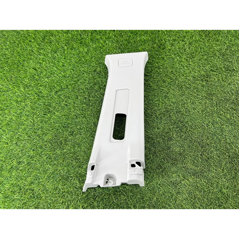 Обшивка стойки центральная (салон) Nissan Rogue T33 2023 1.5 KR15DDT 769136RR0A