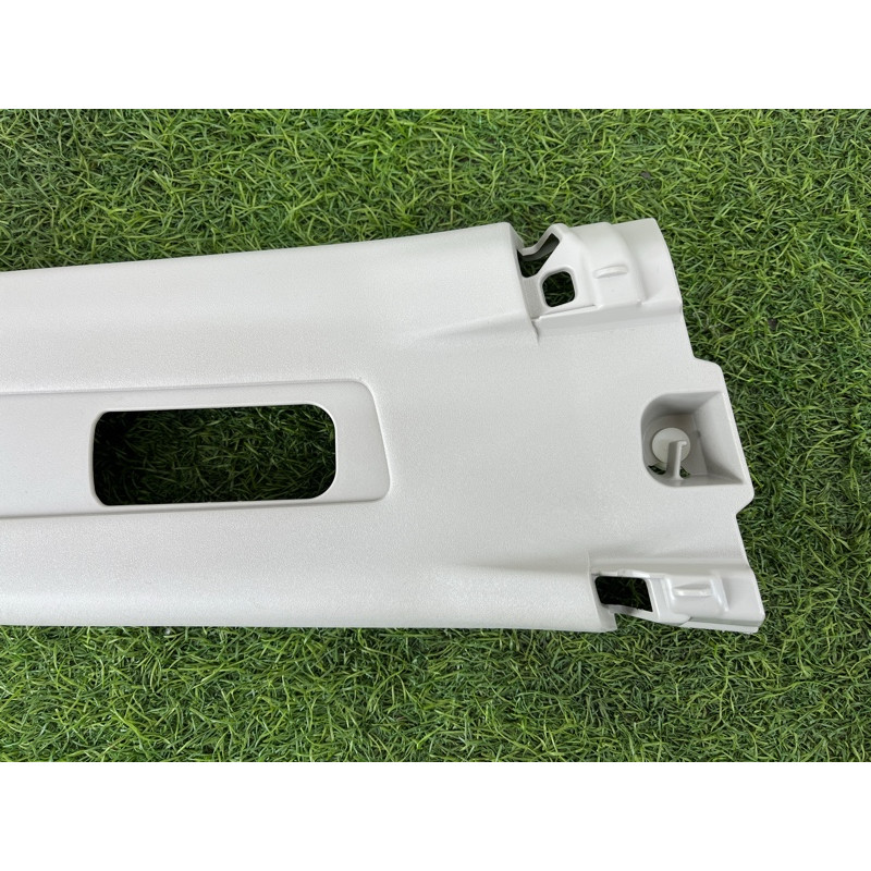 Обшивка стойки центральная (салон) Nissan Rogue T33 2023 1.5 KR15DDT 769136RR0A