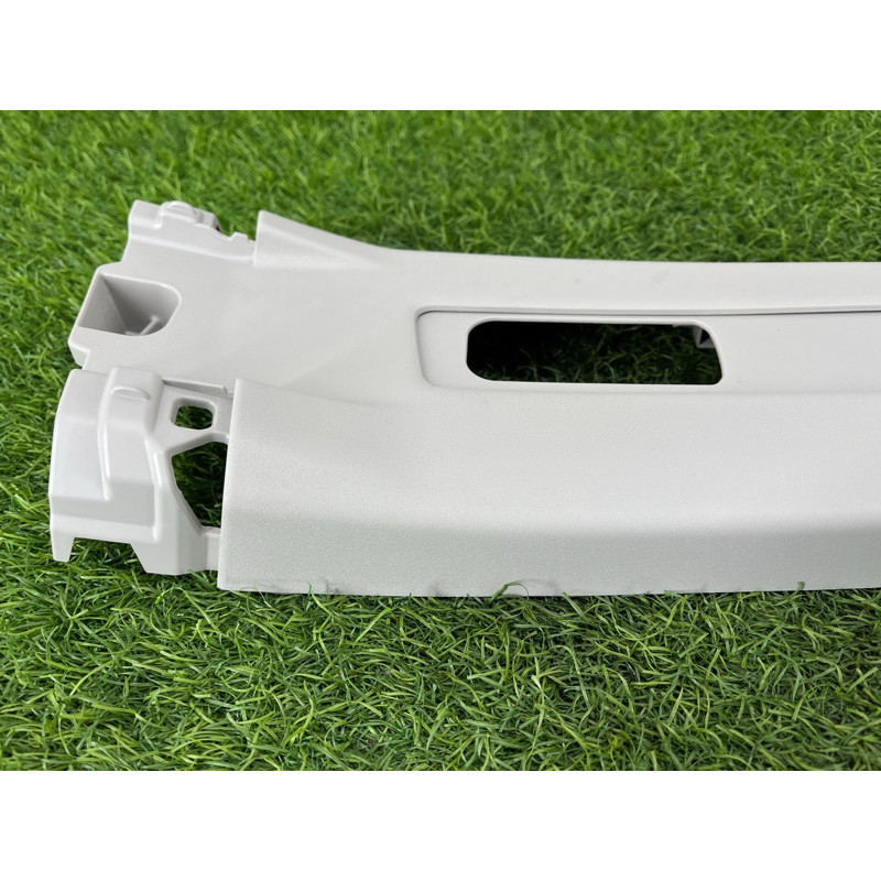 Обшивка стойки центральная (салон) Nissan Rogue T33 2023 1.5 KR15DDT 769136RR0A