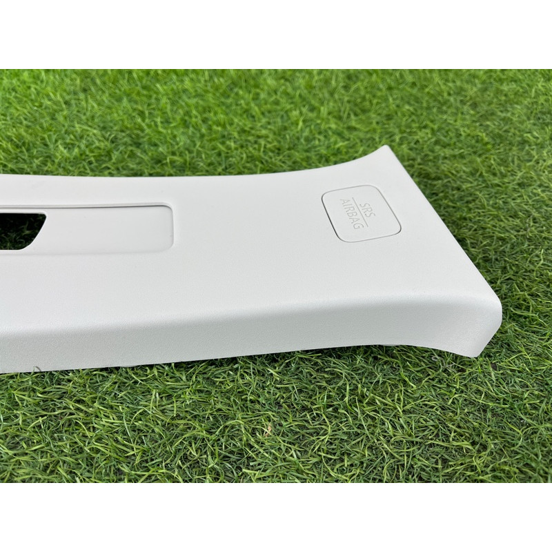 Обшивка стойки центральная (салон) Nissan Rogue T33 2023 1.5 KR15DDT 769136RR0A