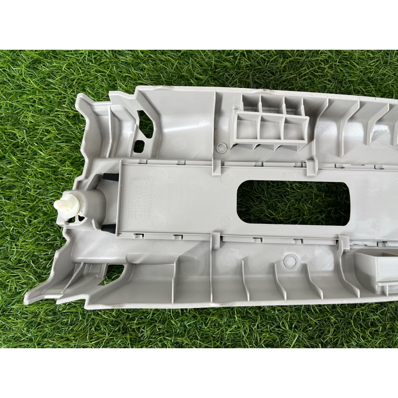 Обшивка стойки центральная (салон) Nissan Rogue T33 2023 1.5 KR15DDT 769136RR0A