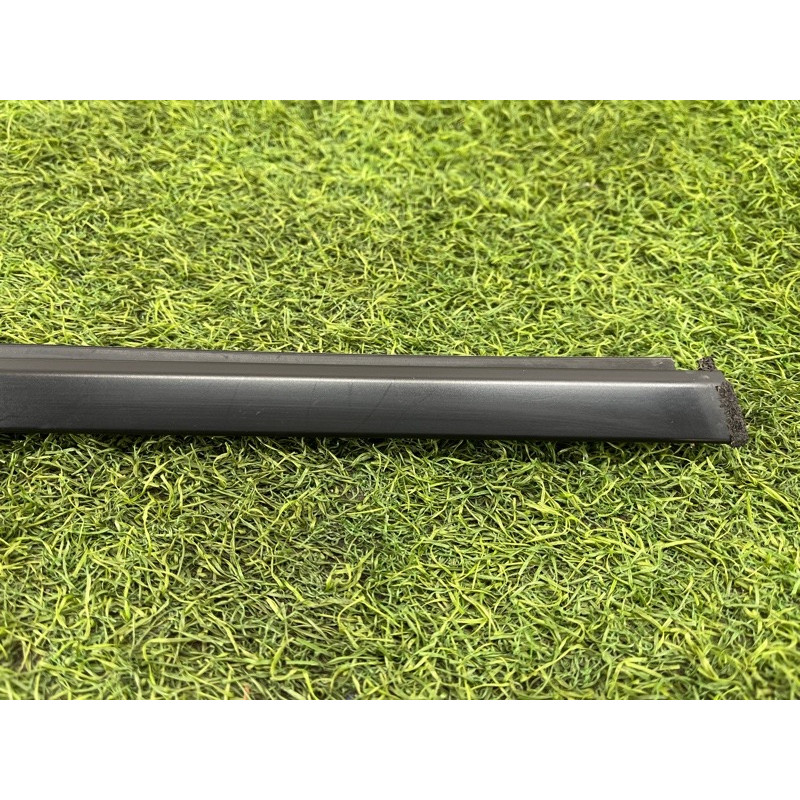 Молдинг двери внешний (кузов и элементы) Nissan Rogue T33 2023 1.5 KR15DDT 808206RA0A