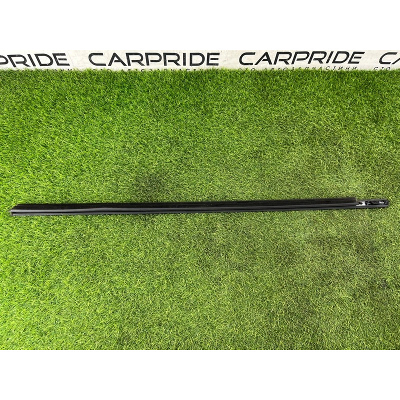 Молдинг двери внешний (кузов и элементы) Nissan Rogue T33 2023 1.5 KR15DDT 808206RA0A