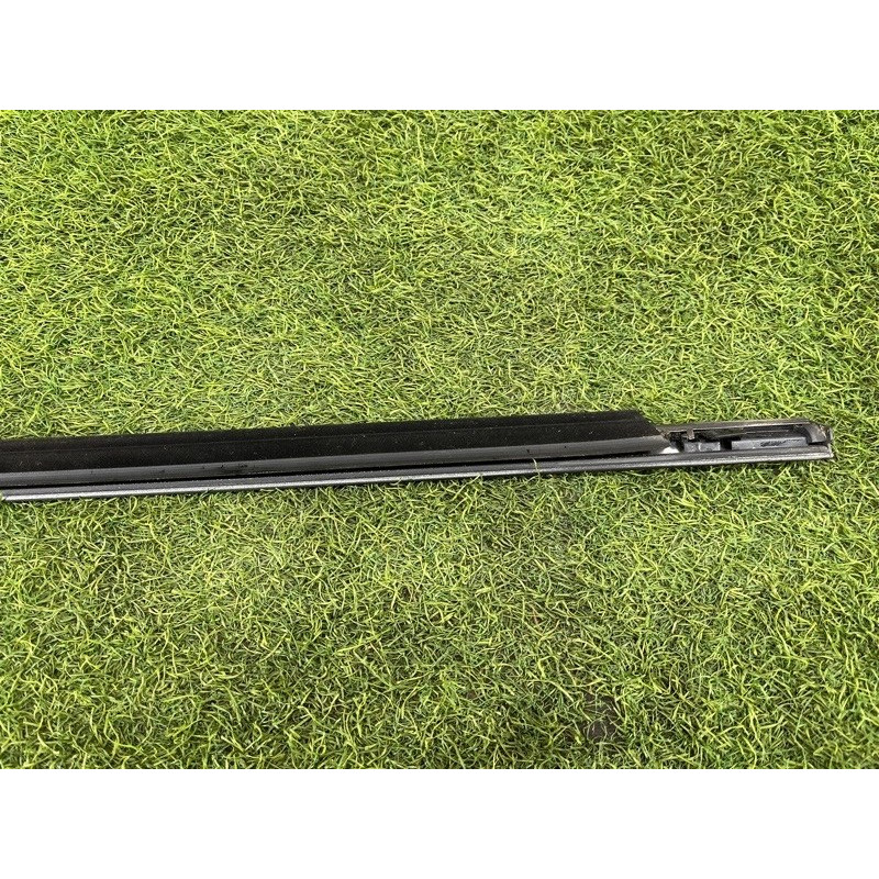 Молдинг двери внешний (кузов и элементы) Nissan Rogue T33 2023 1.5 KR15DDT 828216RA0A