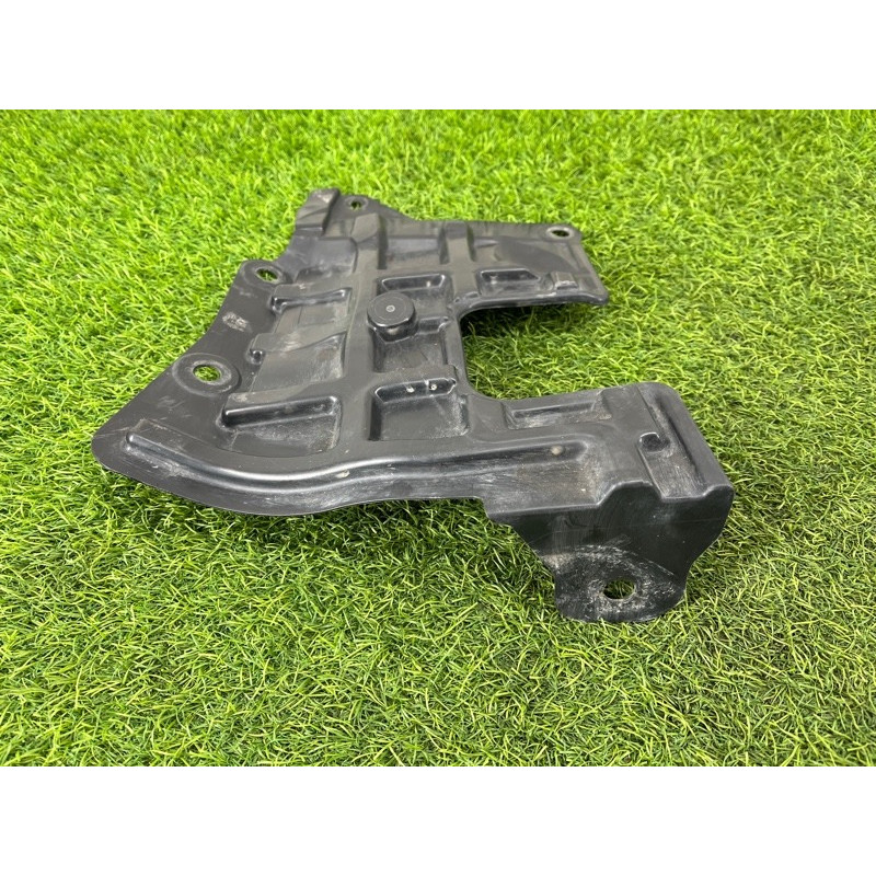 Защита двигателя (кузов и элементы) Nissan Rogue T33 2023 1.5 KR15DDT 648396RR0A