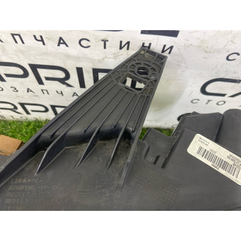 Фара (оптика) Jeep Grand Cherokee WK2 2017 3.6 68289235AC