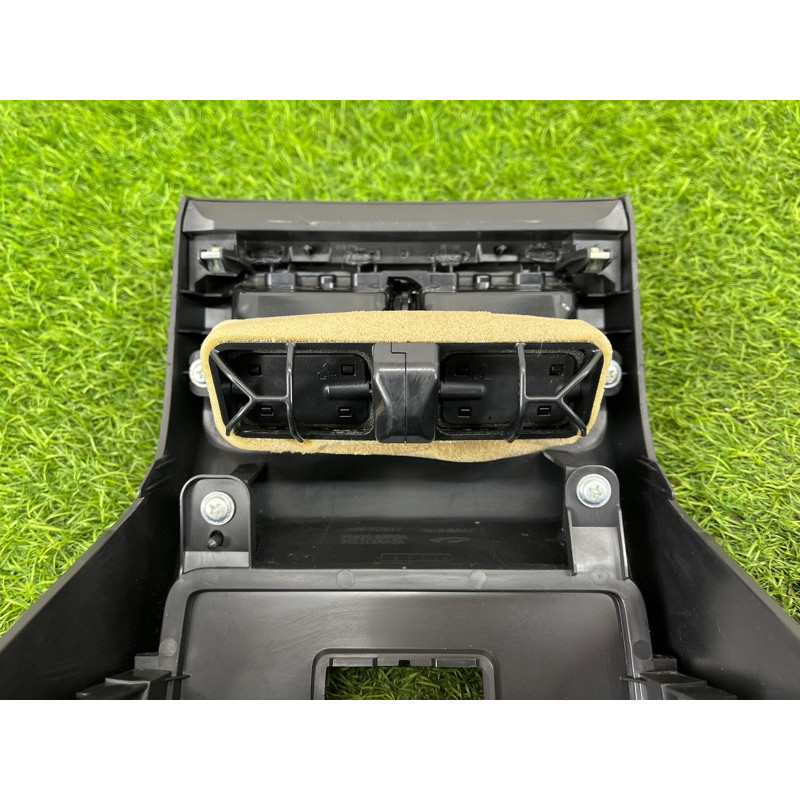 Накладка центральной консоли (салон) Nissan Rogue T33 2023 1.5 KR15DDT 969306RR1B