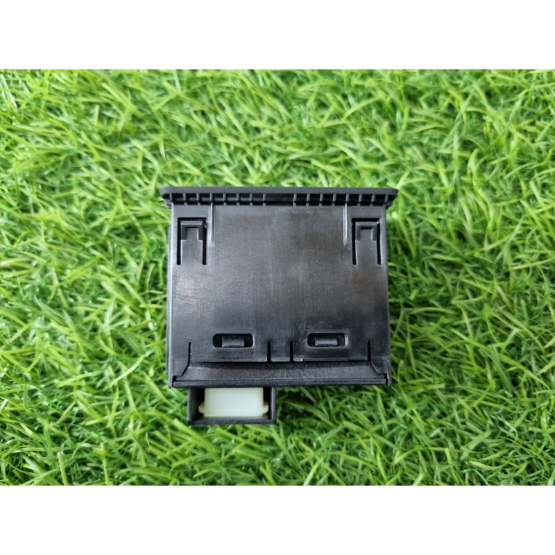 Разьем USB (электрика) Nissan Rogue T33 2023 1.5 KR15DDT 253316UA0