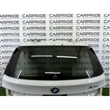 Стекло крышки багажника