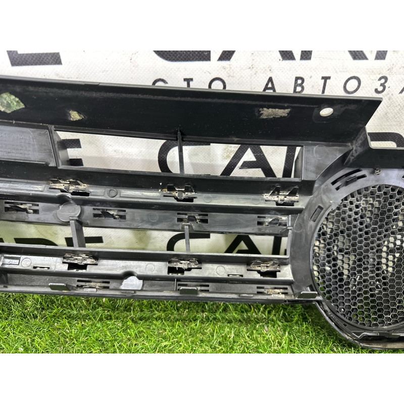 Решетка радиатора (наружные элементы кузова) Volkswagen Touareg NF 2013 3.6 7P6853651AZLL