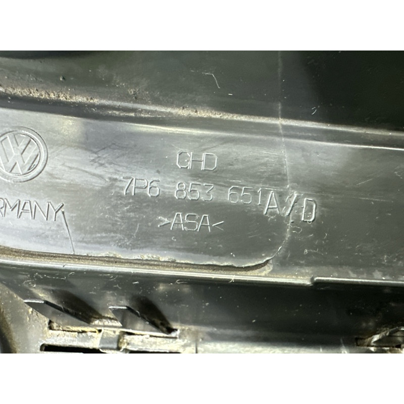 Решетка радиатора (наружные элементы кузова) Volkswagen Touareg NF 2013 3.6 7P6853651AZLL