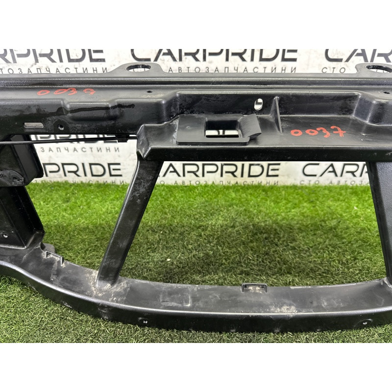 Телевизор (передняя часть кузова) (наружные элементы кузова) LAND ROVER Range Rover L405 2016 5.0 LR034200