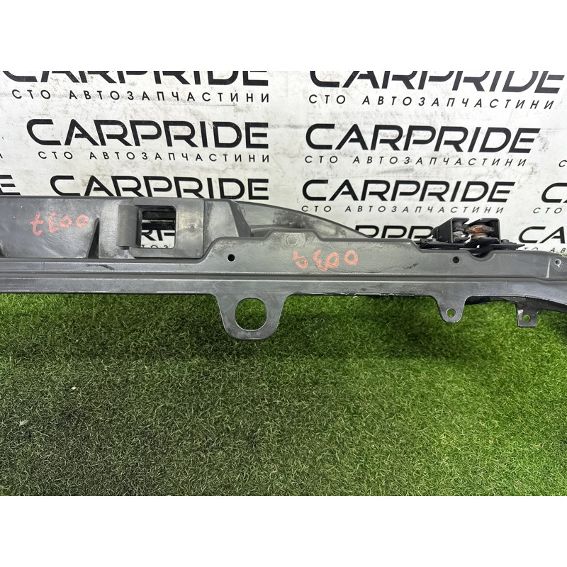 Телевизор (передняя часть кузова) (наружные элементы кузова) LAND ROVER Range Rover L405 2016 5.0 LR034200