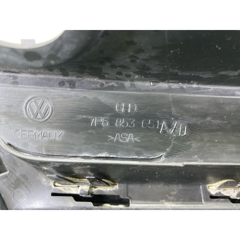 Решетка радиатора (наружные элементы кузова) Volkswagen Touareg NF 2013 3.0 Hybrid 7P6853651AZLL