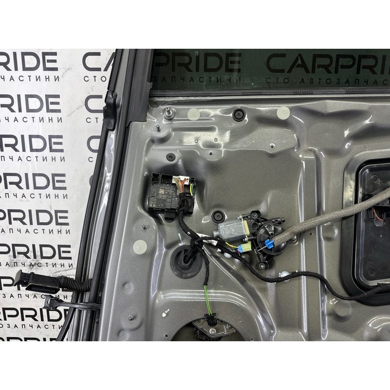 Дверь (наружные элементы кузова) AUDI Q7 4M 2017 2.0 TFSI 4M0833052E