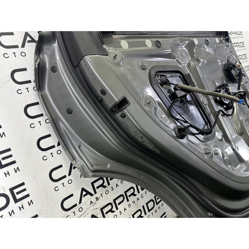 Дверь (наружные элементы кузова) AUDI Q7 4M 2017 2.0 TFSI 4M0833051E