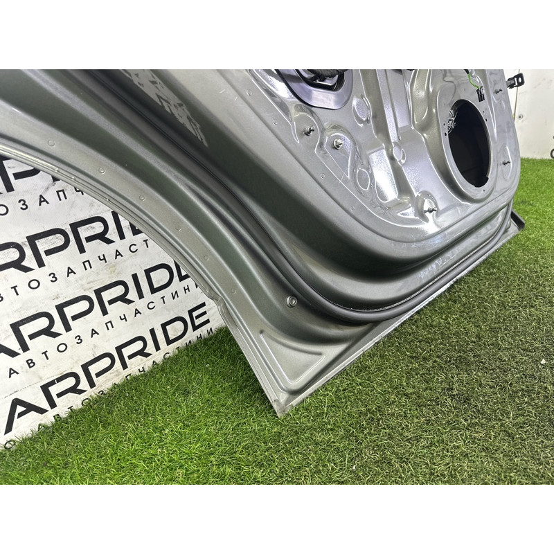 Дверь (наружные элементы кузова) AUDI Q7 4M 2017 2.0 TFSI 4M0833051E