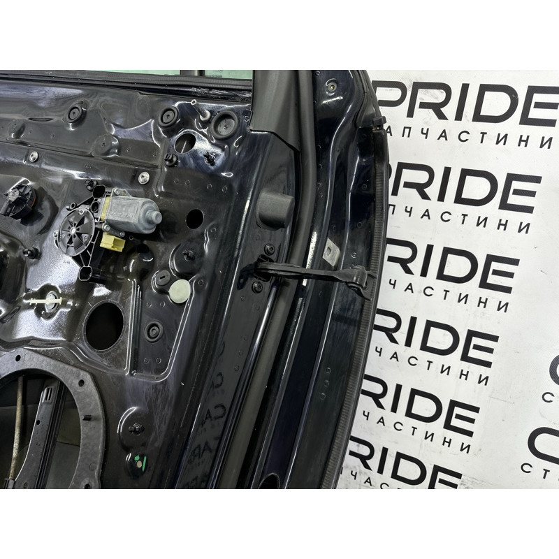 Дверь (наружные элементы кузова) AUDI Q7 4M 2017 3.0 TFSi 4M0831051F