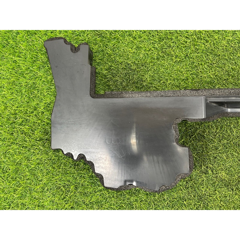 Повітропровід радіатора (кузов і елементи) Nissan Rogue T33 2023 1.5 KR15DDT 215586RA0B