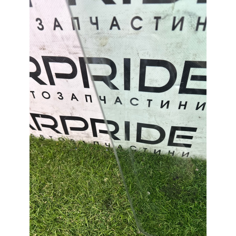 Стекло (кузов и элементы) BMW X5 F15 2015 4.4 51337470631