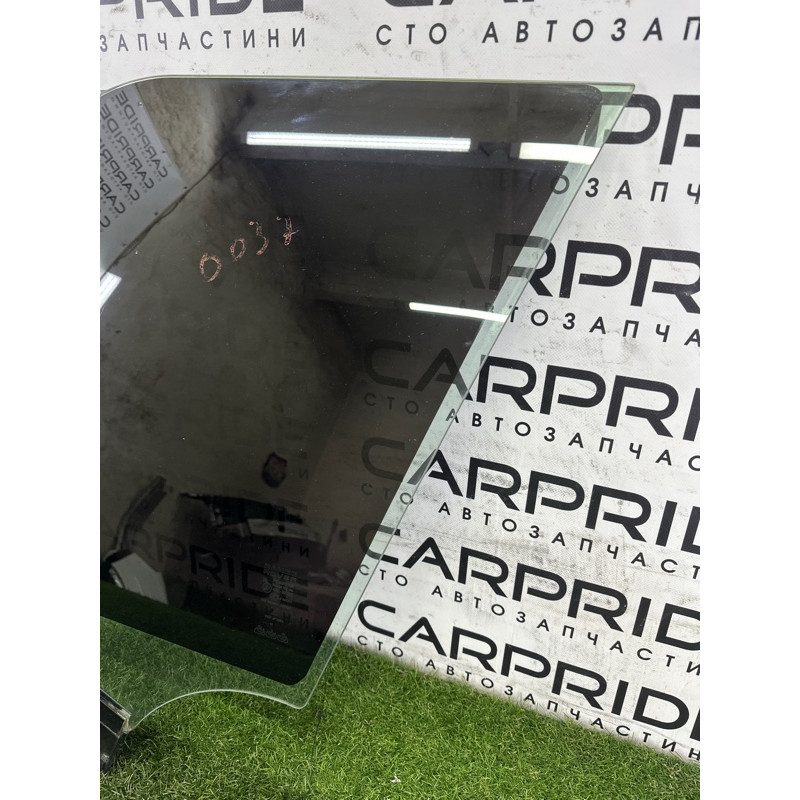 Скло (кузов и элементы) LAND ROVER Range Rover L405 2016 5.0 LR053169