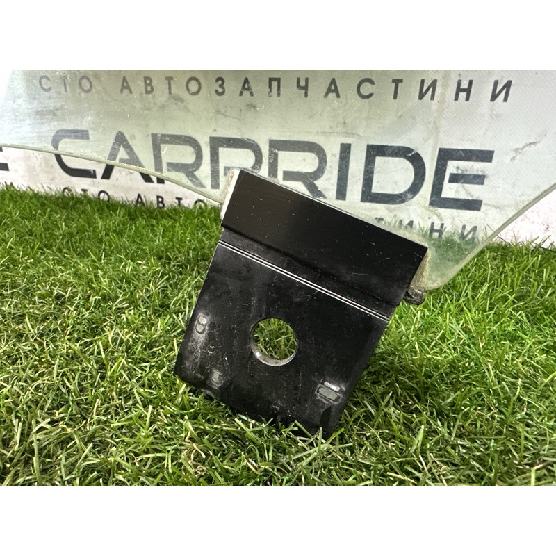 Скло (кузов и элементы) LAND ROVER Range Rover L405 2016 5.0 LR053169