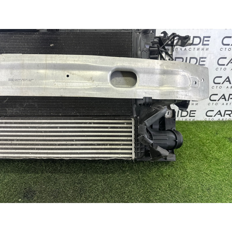 Телевизор (передняя часть кузова) (наружные элементы кузова) AUDI A4 B9 2017 2.0 TFSI 8W0805594