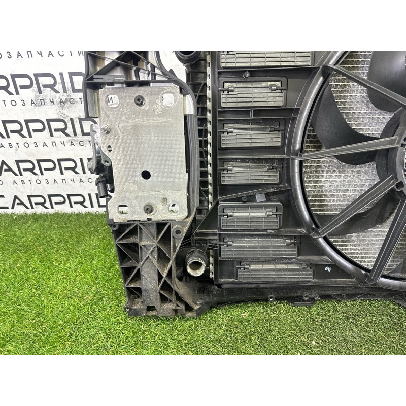 Телевизор (передняя часть кузова) (наружные элементы кузова) AUDI A4 B9 2017 2.0 TFSI 8W0805594