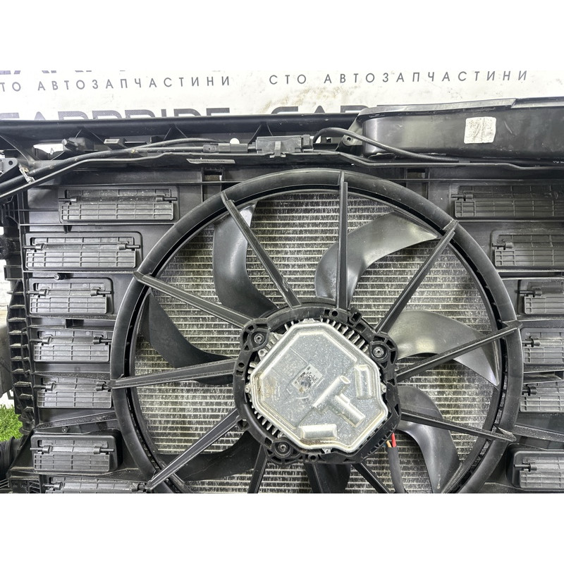 Телевизор (передняя часть кузова) (наружные элементы кузова) AUDI A4 B9 2017 2.0 TFSI 8W0805594