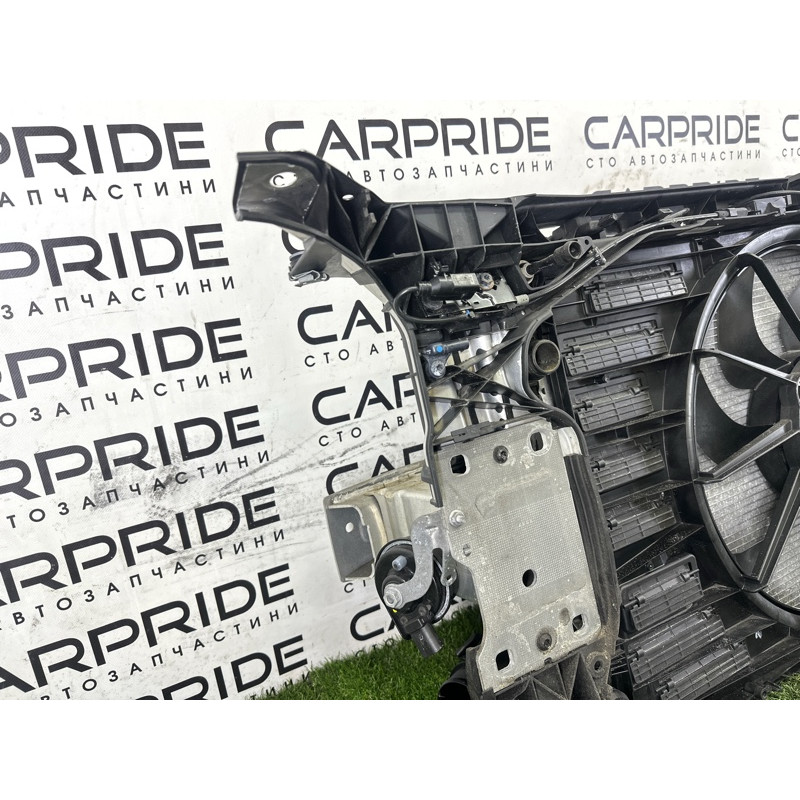 Телевизор (передняя часть кузова) (наружные элементы кузова) AUDI A4 B9 2017 2.0 TFSI 8W0805594