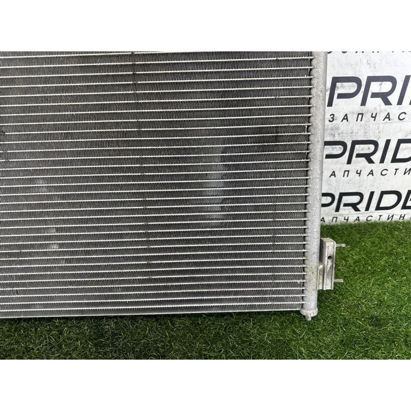 Радіатор кондиціонера (отопление и кондиционирование) LAND ROVER Range Rover L405 2016 5.0 LR035791