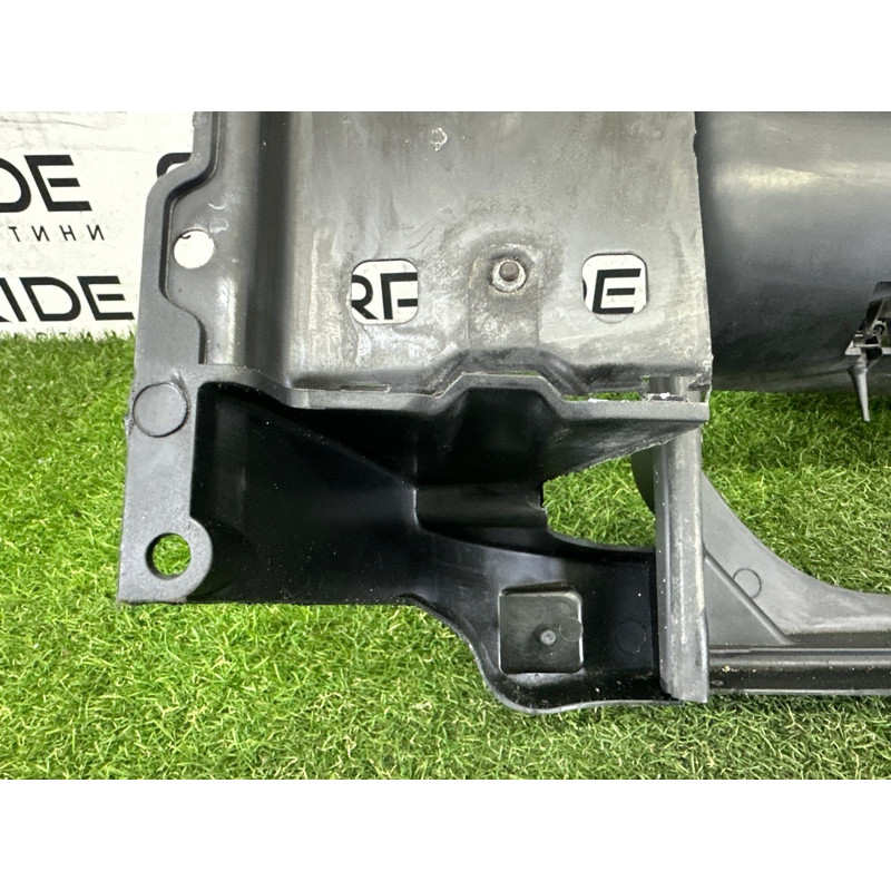 Телевизор (передняя часть кузова) (наружные элементы кузова) BMW 3-series E90 2010 3.0 N54 51647058594