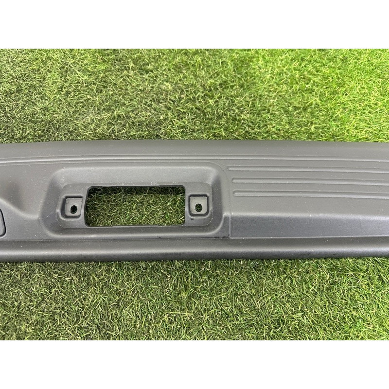 Обшивка крышки багажника (салон) LAND ROVER Range Rover L405 2016 5.0 LR038140