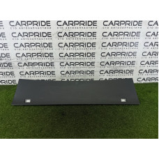 Обшивка кришки багажника