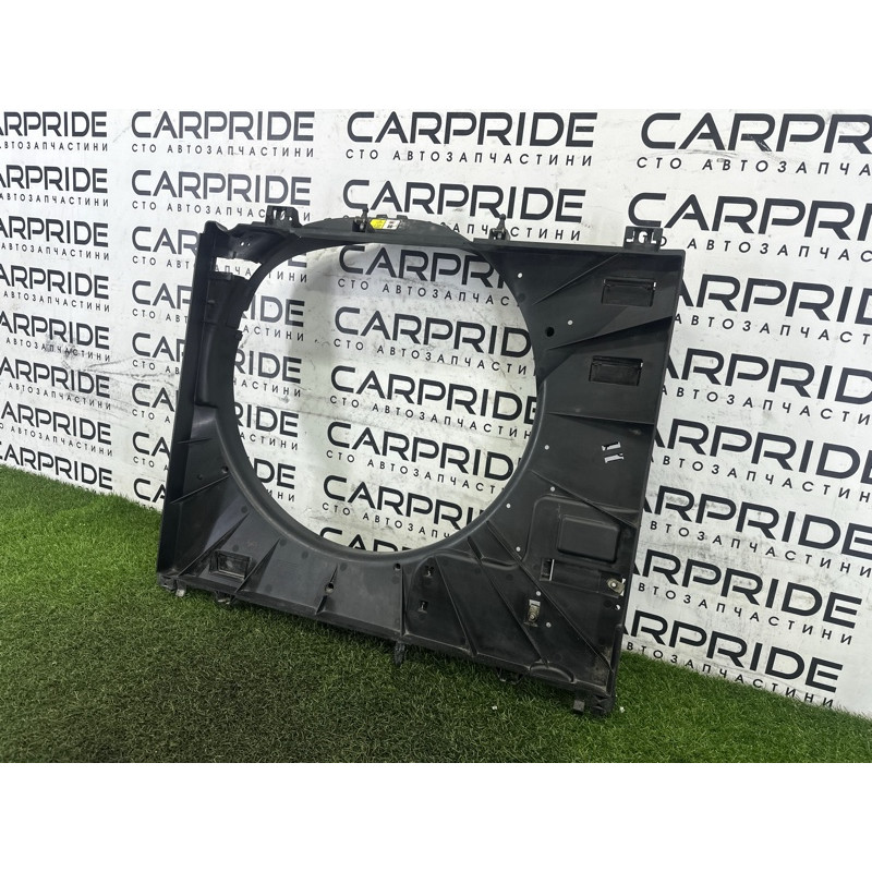 Диффузор радіатора (кузов и элементы) LAND ROVER Range Rover L405 2016 5.0 LR082989