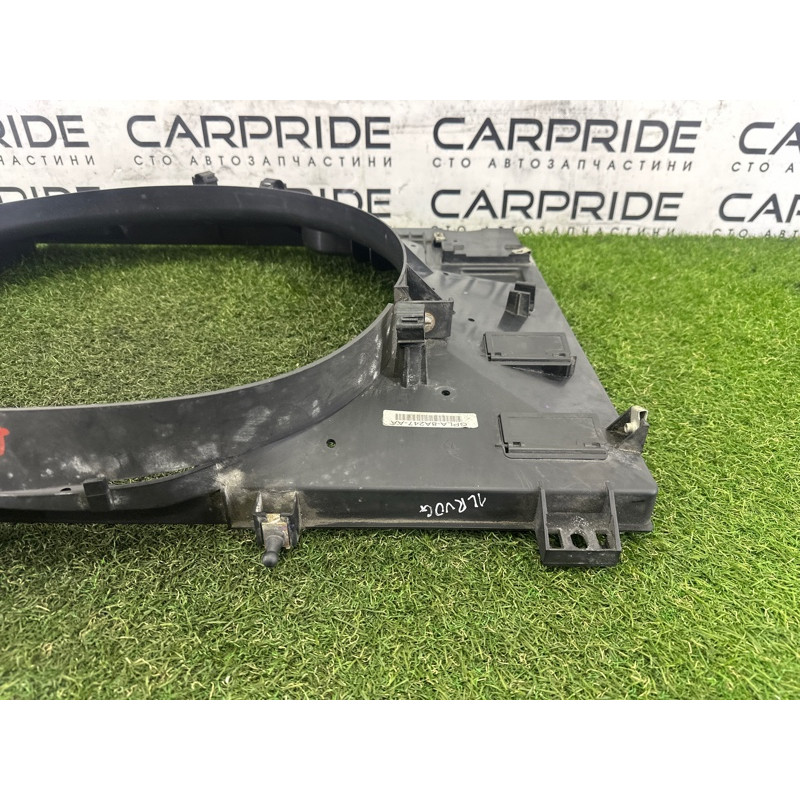 Диффузор радіатора (кузов и элементы) LAND ROVER Range Rover L405 2016 5.0 LR082989