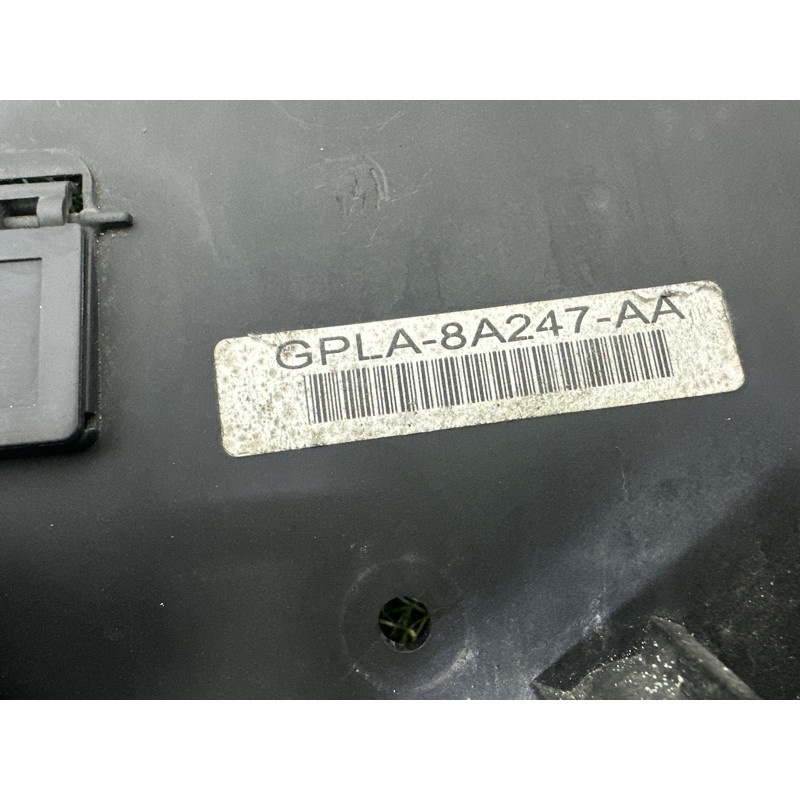 Диффузор радіатора (кузов и элементы) LAND ROVER Range Rover L405 2016 5.0 LR082989