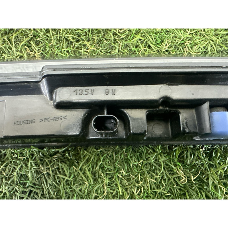 Повторювач стоп-сигналу (оптика) LAND ROVER Range Rover L405 2016 5.0 LR034231