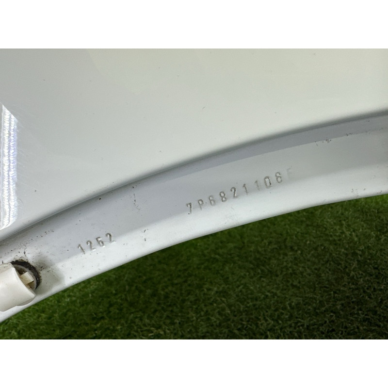 Крыло (наружные элементы кузова) Volkswagen Touareg NF 2013 3.0 Hybrid 7P6821106E