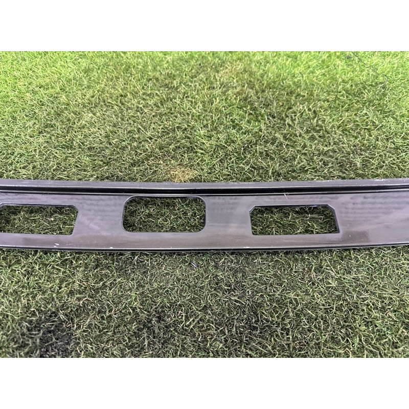 Накладка кришки багажника (кузов и элементы) LAND ROVER Range Rover L405 2016 5.0 LR048394