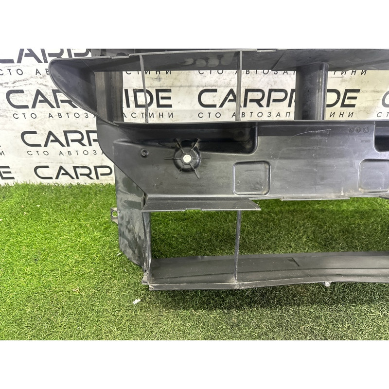 Диффузор радиатора (кузов и элементы) BMW X5 F15 2015 4.4 51647294482