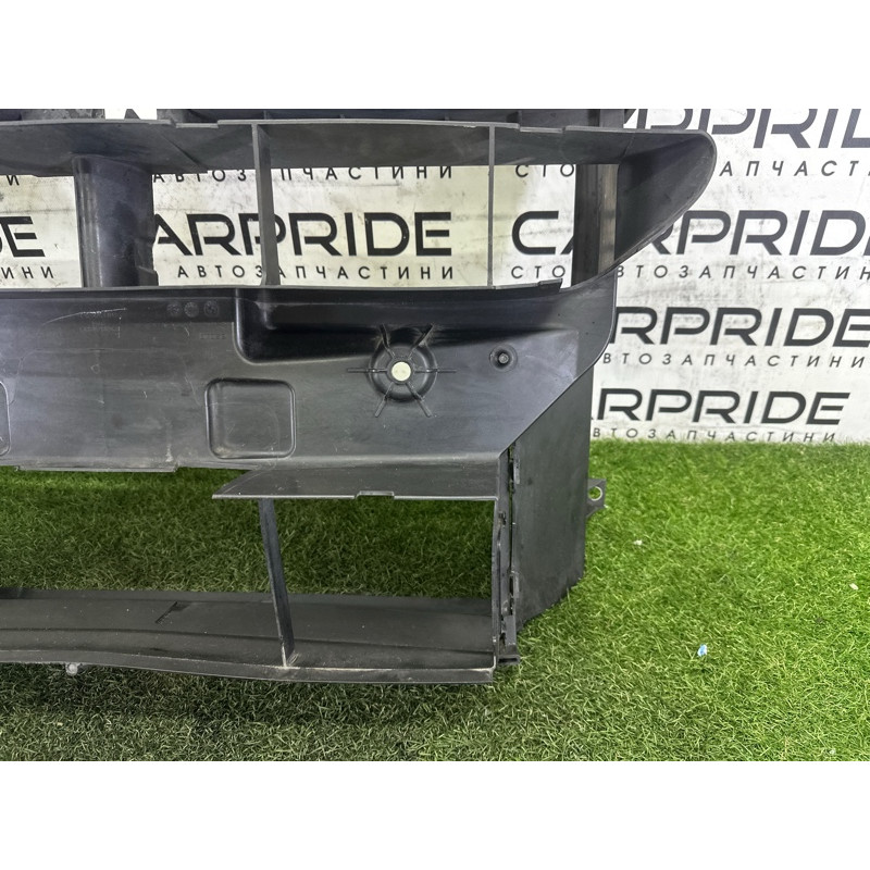 Диффузор радиатора (кузов и элементы) BMW X5 F15 2015 4.4 51647294482