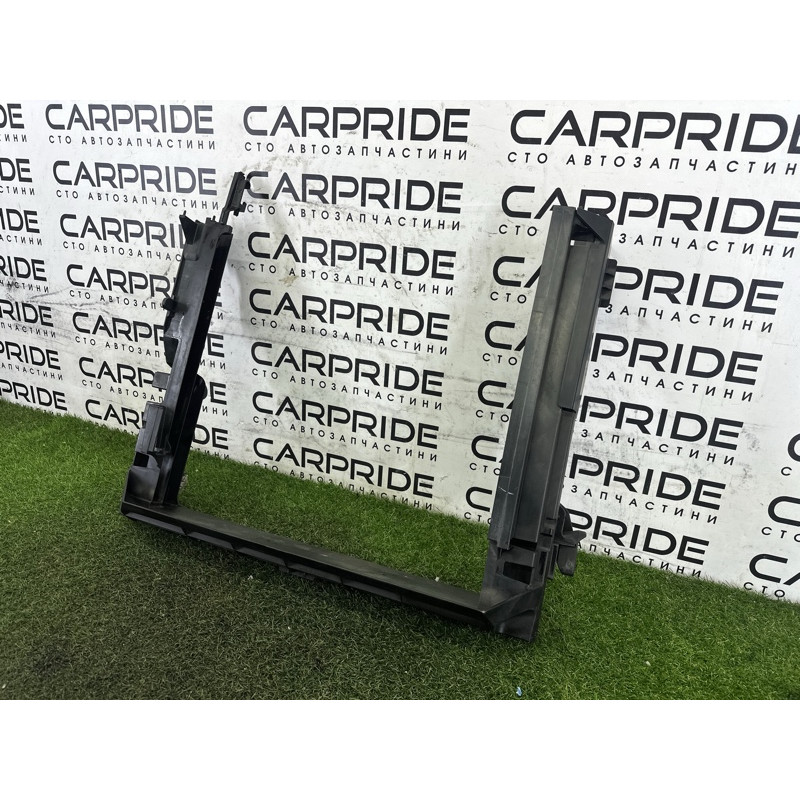 Рамка радиатора (кузов и элементы) BMW X5 F15 2015 4.4 17117631474