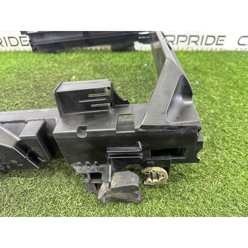 Рамка радиатора (кузов и элементы) BMW X5 F15 2015 4.4 17117631474