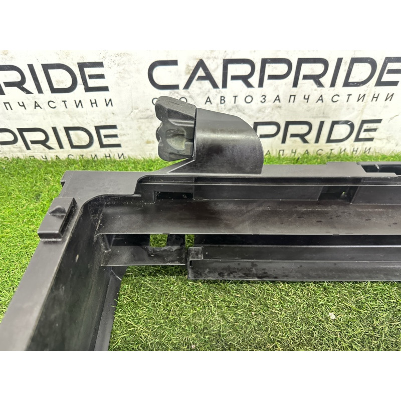 Рамка радиатора (кузов и элементы) BMW X5 F15 2015 4.4 17117631474