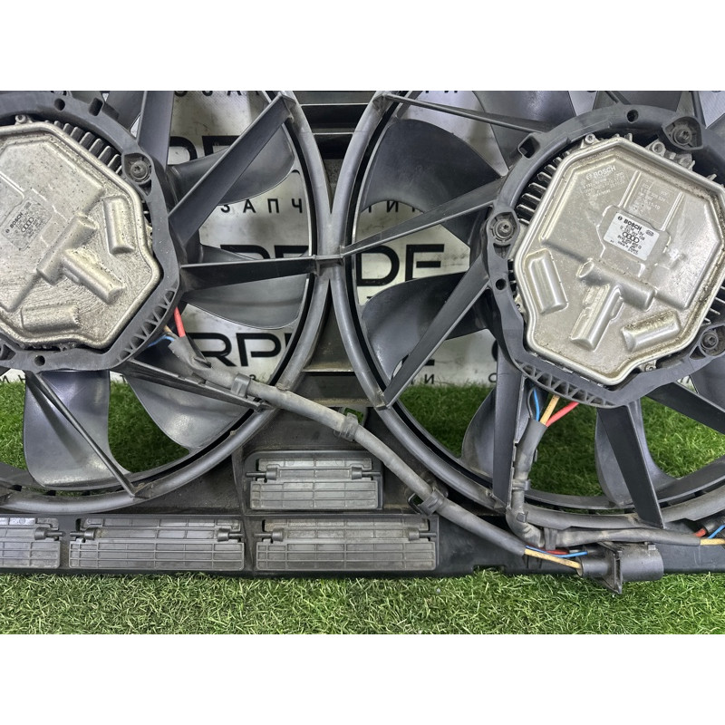 Вентилятор охлаждения радиатора (система охлаждения) AUDI Q7 4M 2017 2.0 TFSI 8W0121207C