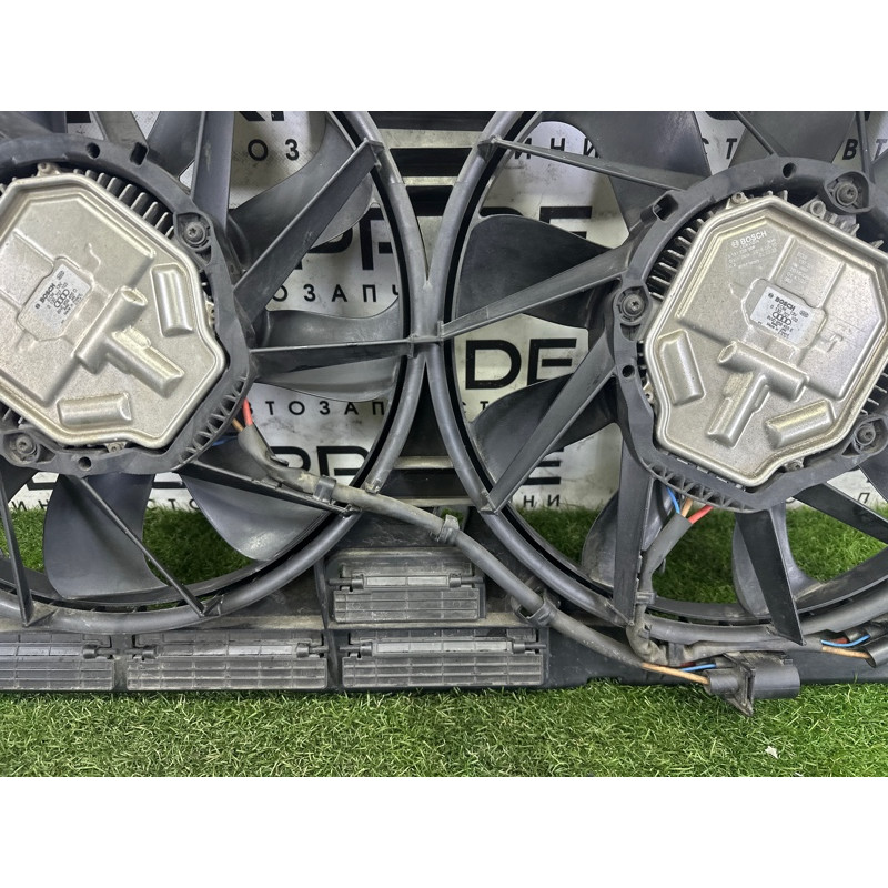 Вентилятор охлаждения радиатора (система охлаждения) AUDI Q7 4M 2017 3.0 TFSi 8W0121207C